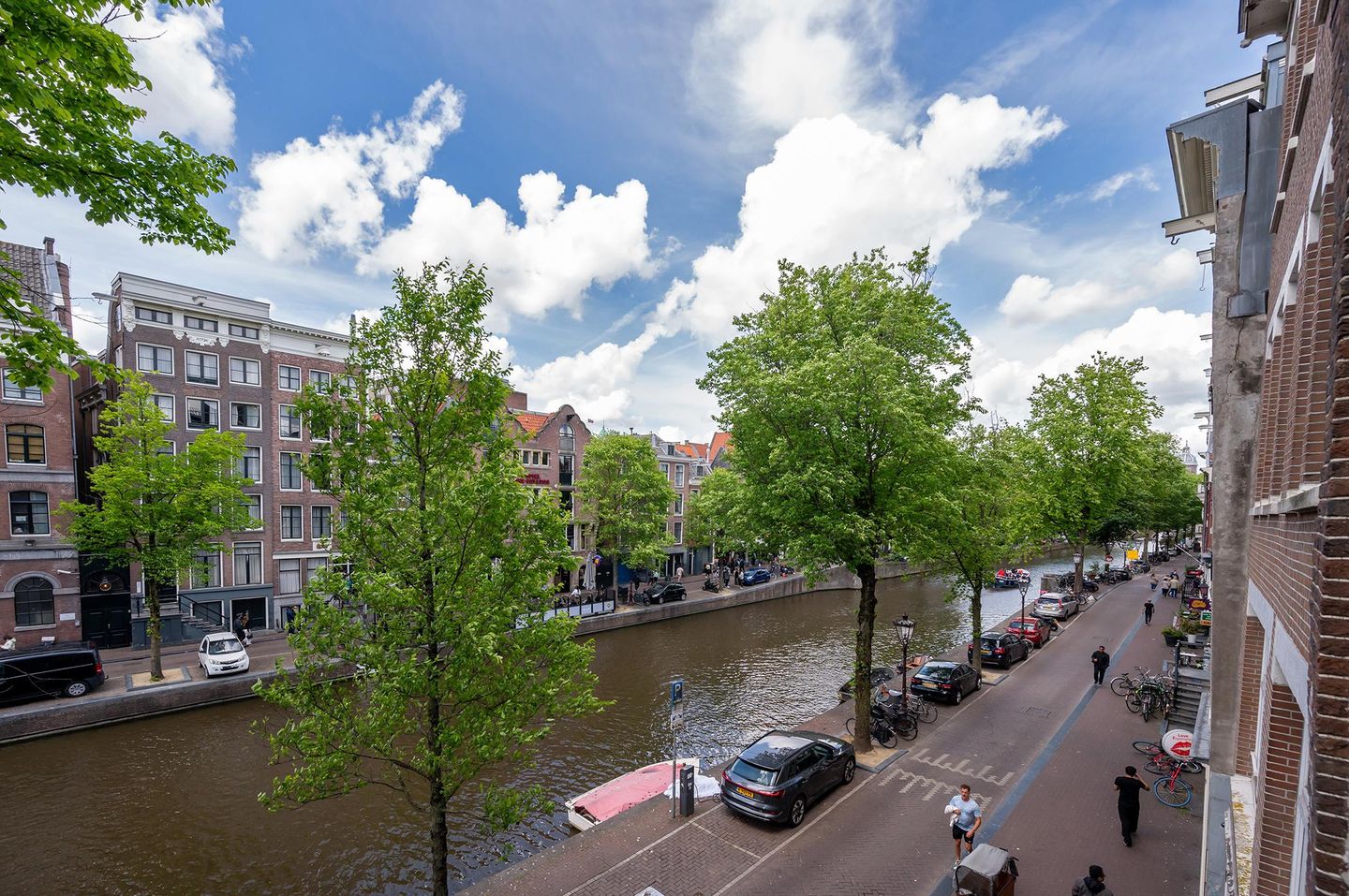 Foto 10 van Oudezijds Voorburgwal 161-B