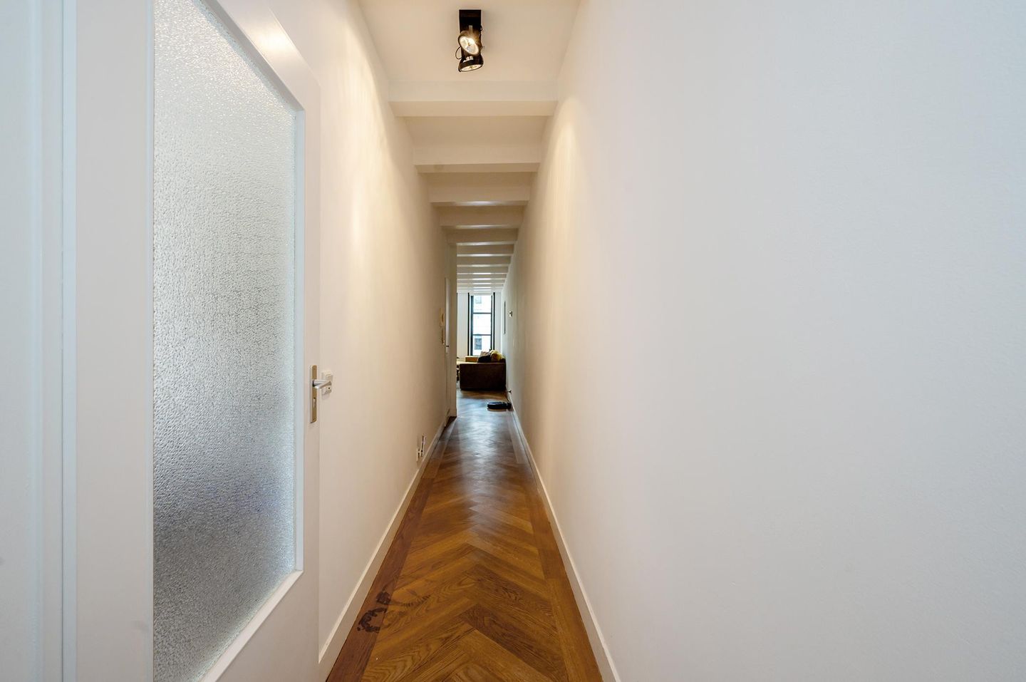 Foto 20 van Oudezijds Voorburgwal 161-B