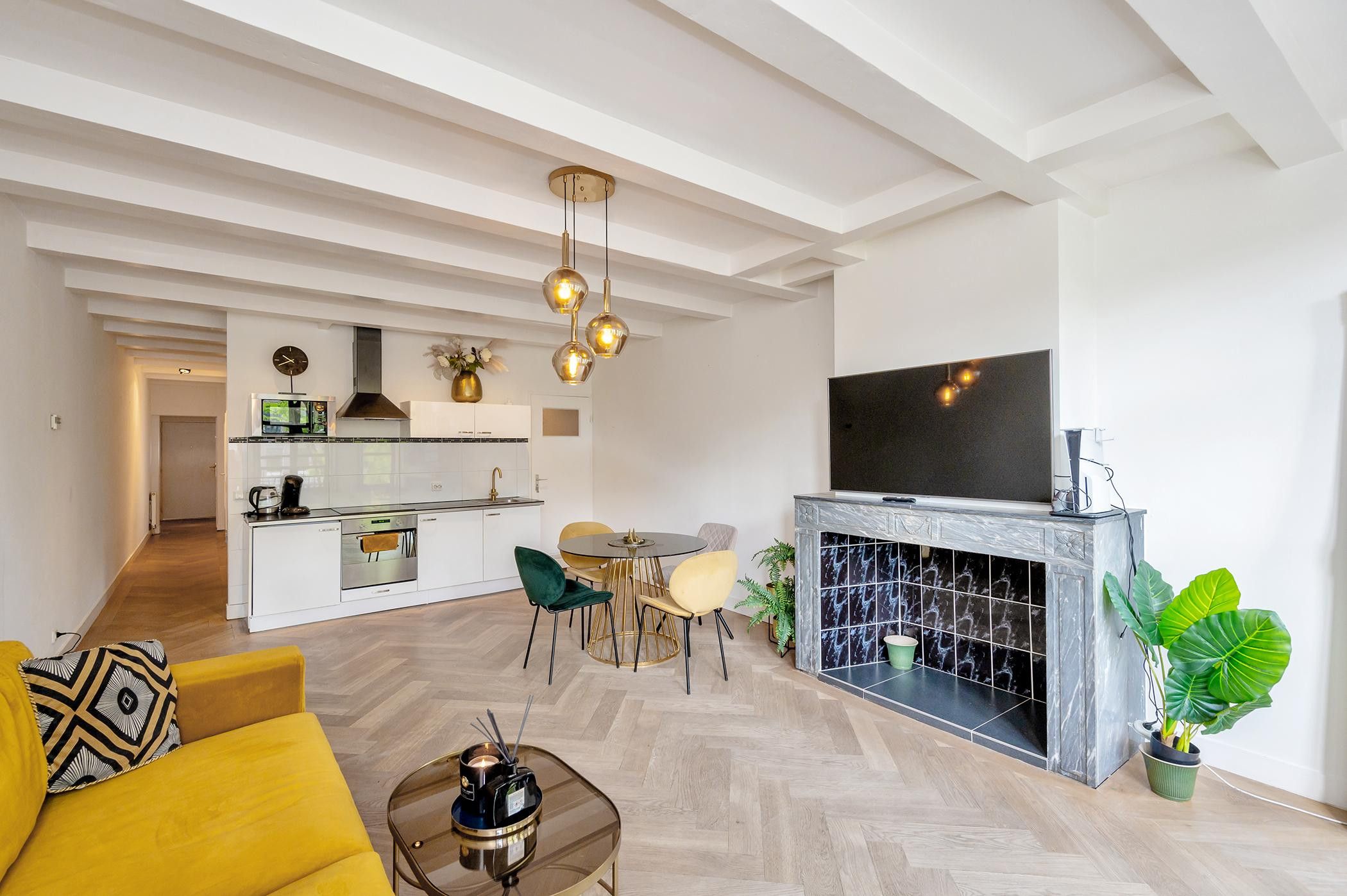 Foto 6 van Oudezijds Voorburgwal 161-B