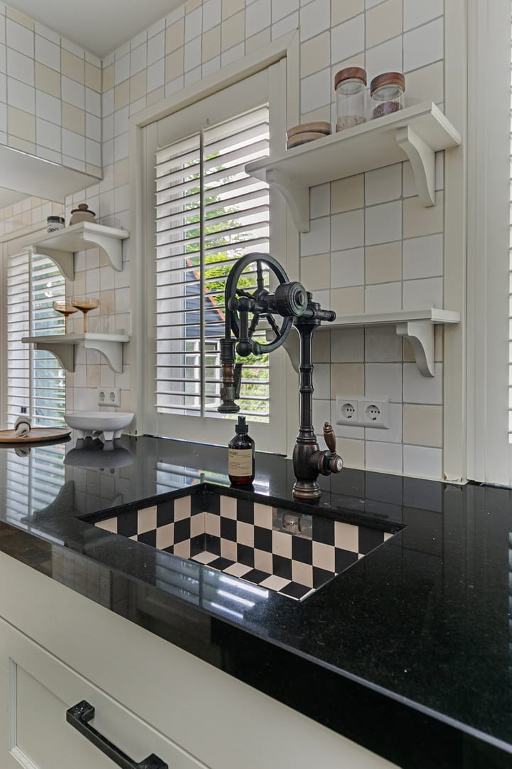 Foto 21 van Voorweg 25