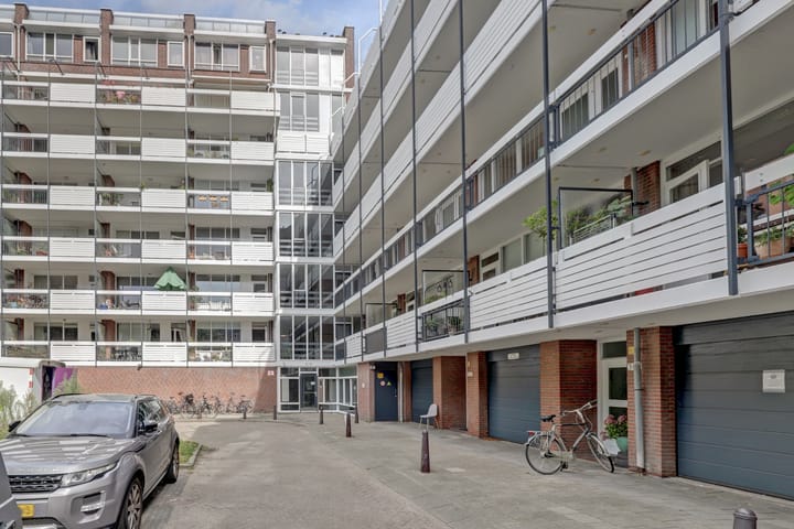 Foto 4 van Frederikstraat 321