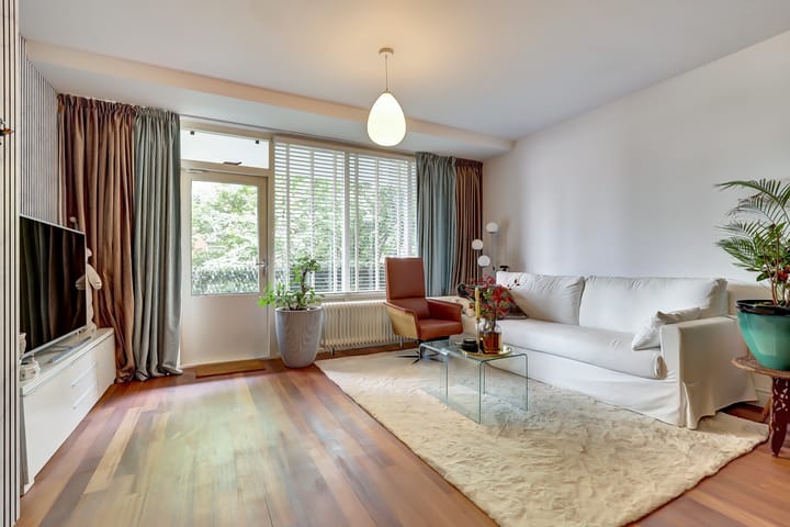 Foto 14 van Frederikstraat 321