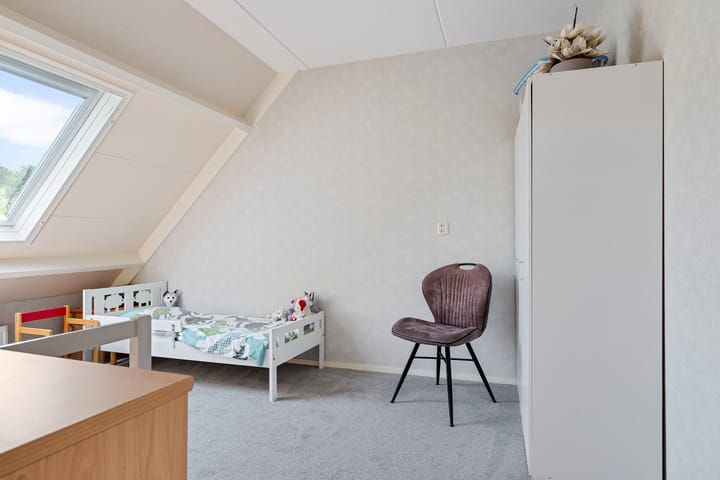 Foto 22 van Kinderbalk 40