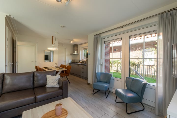 Photo 10 of John O. Forfarstraat 41