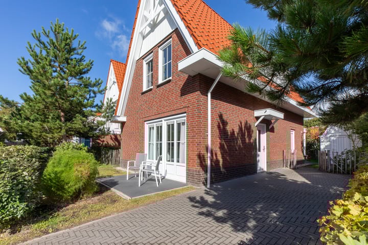 Photo 44 of John O. Forfarstraat 41