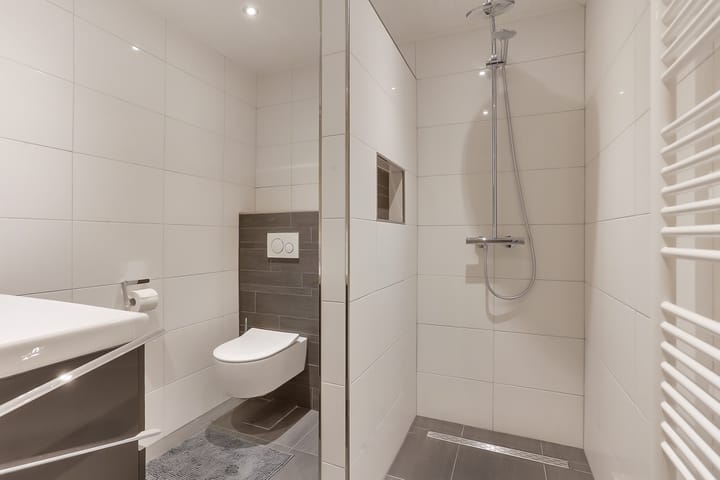 Photo 18 of Burg. Cremershof 36