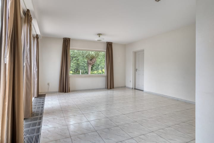 Foto 9 van van Beethovenlaan 4