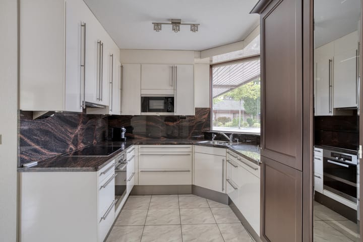 Foto 11 van van Beethovenlaan 4