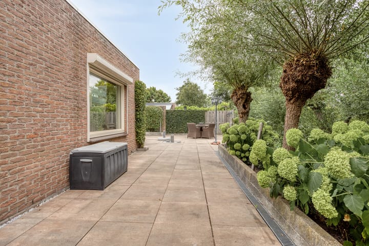 Foto 37 van van Beethovenlaan 4