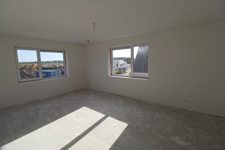 Photo 17 of Waterviolier 25