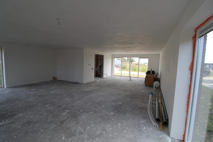 Photo 15 of Waterviolier 25