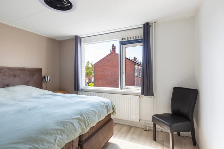 Foto 16 van Claes Danckaertzstraat 16