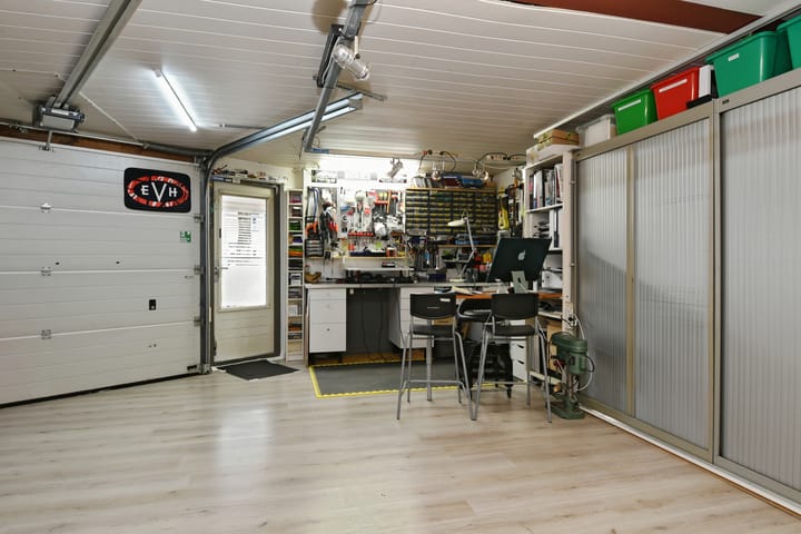 Photo 25 of Burg. Janssenring 32