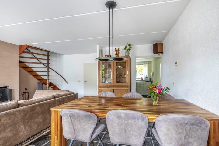 Foto 10 van Piustuin 4