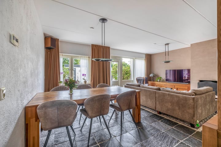 Foto 11 van Piustuin 4