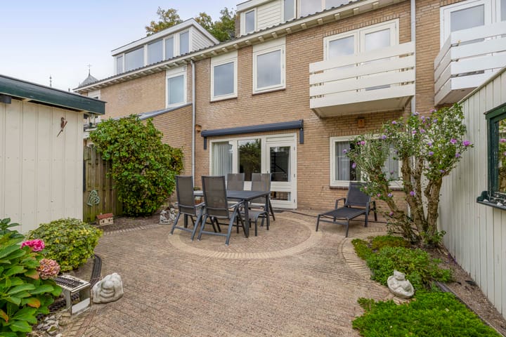 Foto 16 van Piustuin 4