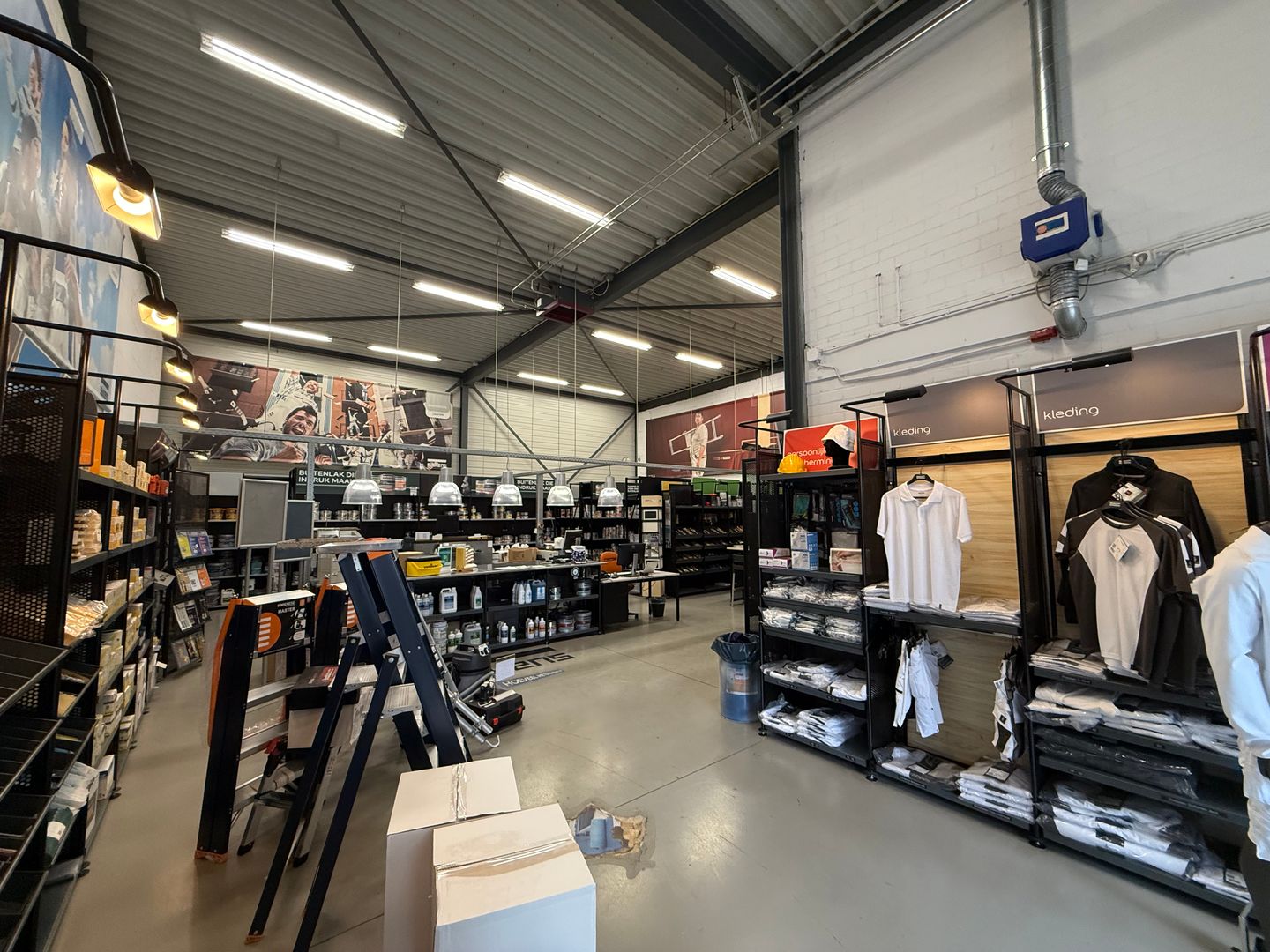 View photo 3 of Rooseindsestraat 95