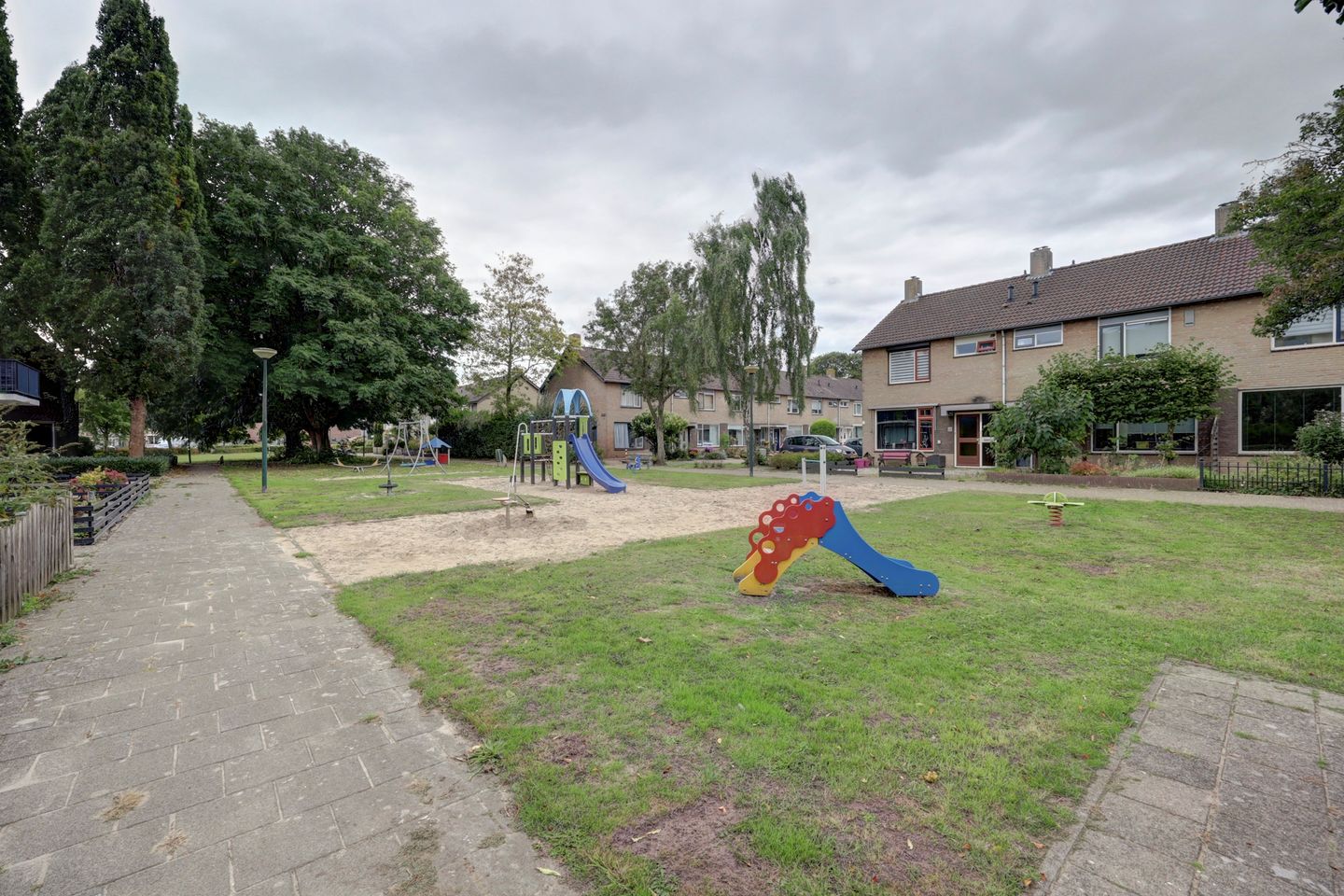 Foto 35 van Stadhoudersplein 11