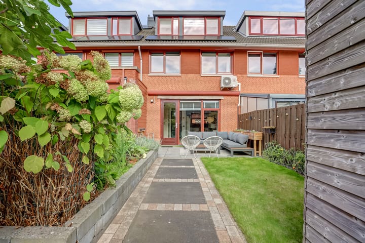 Photo 2 of Fonteinkruid 50