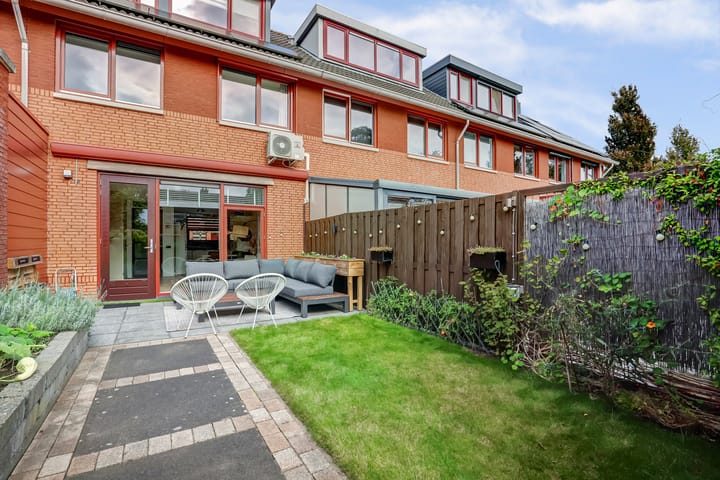 Foto 31 van Fonteinkruid 50