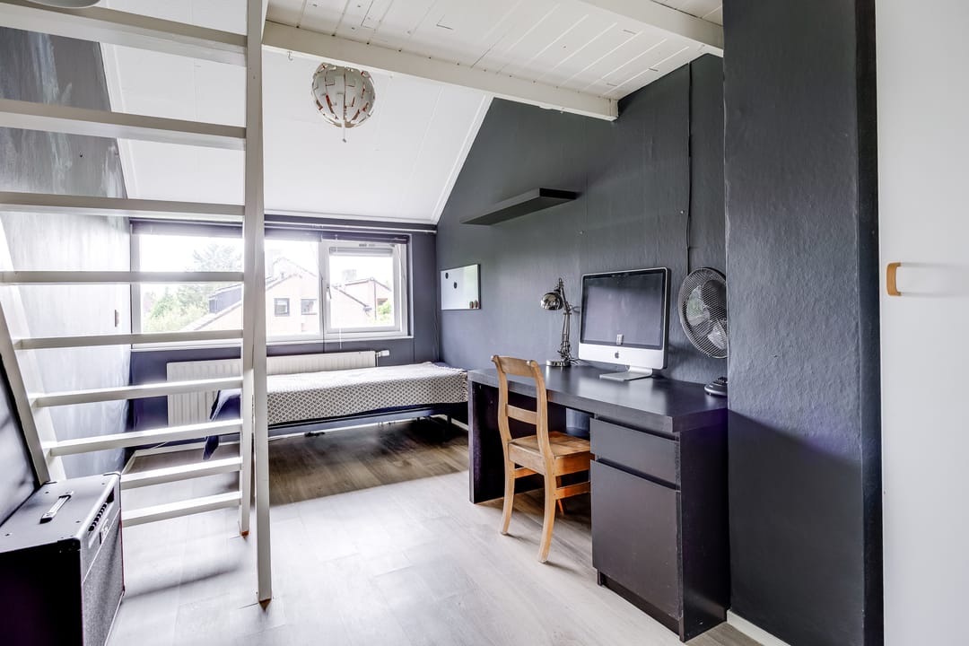 Photo 28 of Wim Sonneveldlaan 211