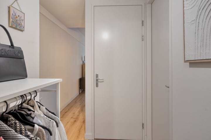 Photo 12 of Rustenburgstraat 56