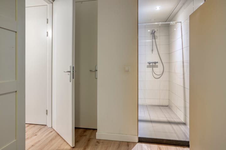 Photo 13 of Rustenburgstraat 56