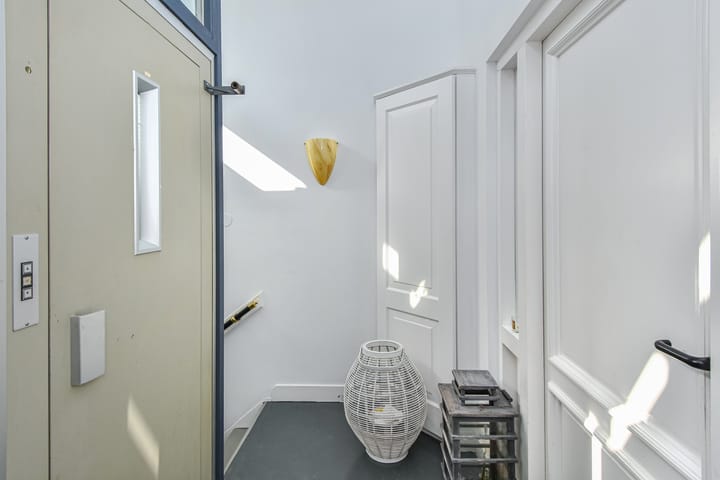 Foto 65 van Helmstraat 5-E