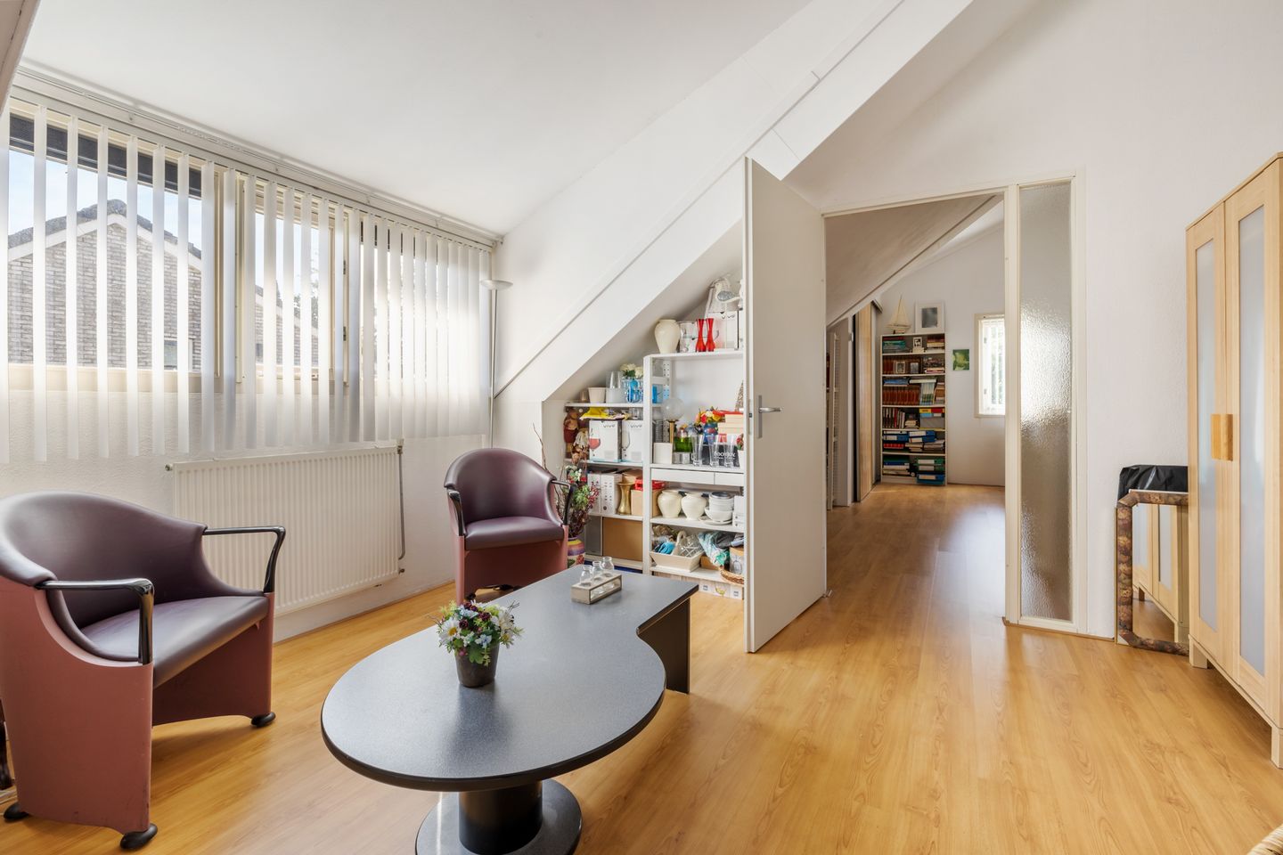 Photo 25 of Thomas Moresingel 11