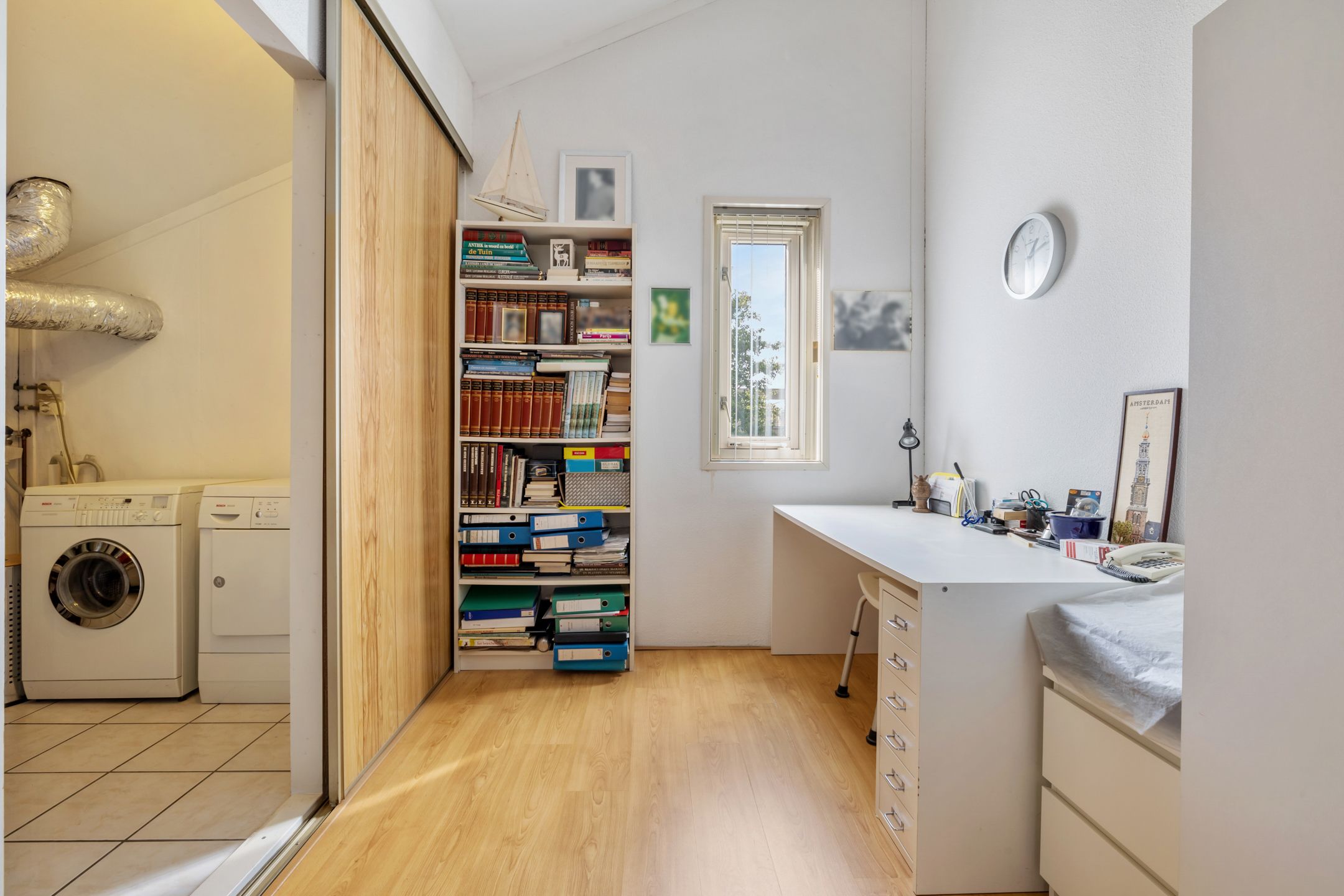 Photo 27 of Thomas Moresingel 11