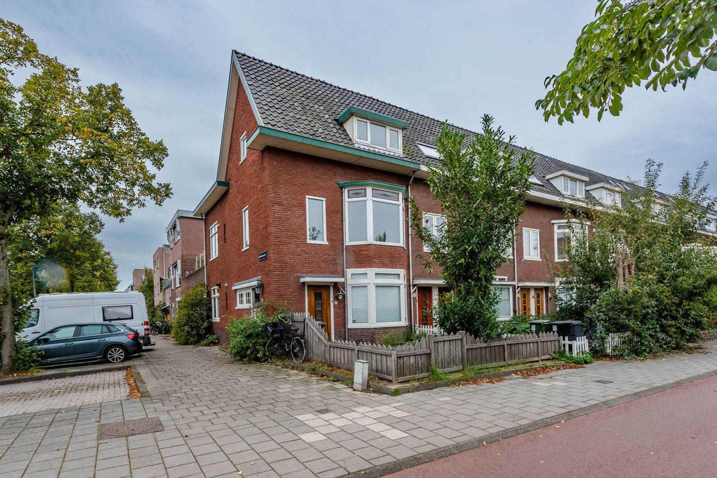 Photo 1 of Molukkenstraat 59