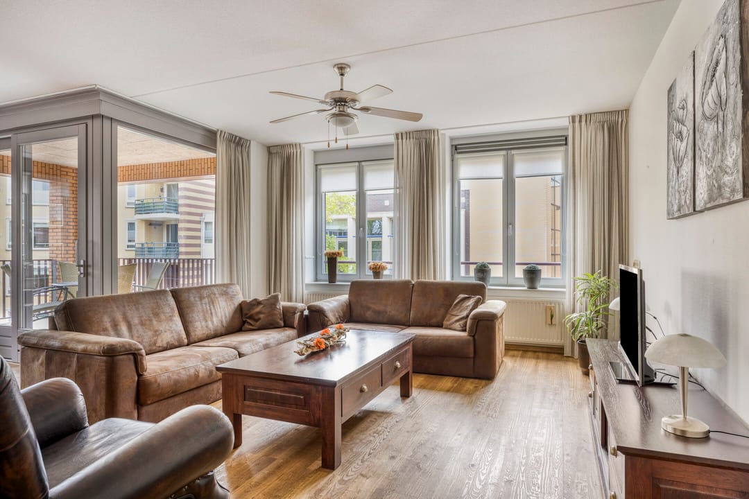 Foto 7 van Máximastraat 6-17