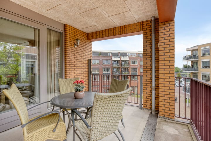 Foto 11 van Máximastraat 6-17