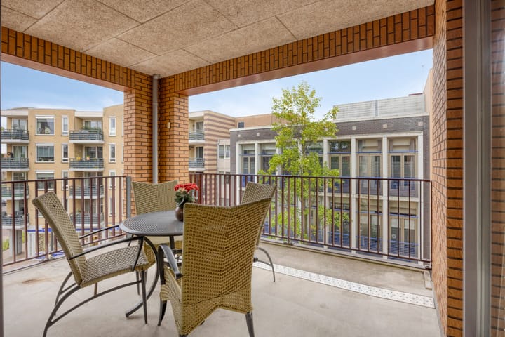 Foto 20 van Máximastraat 6-17