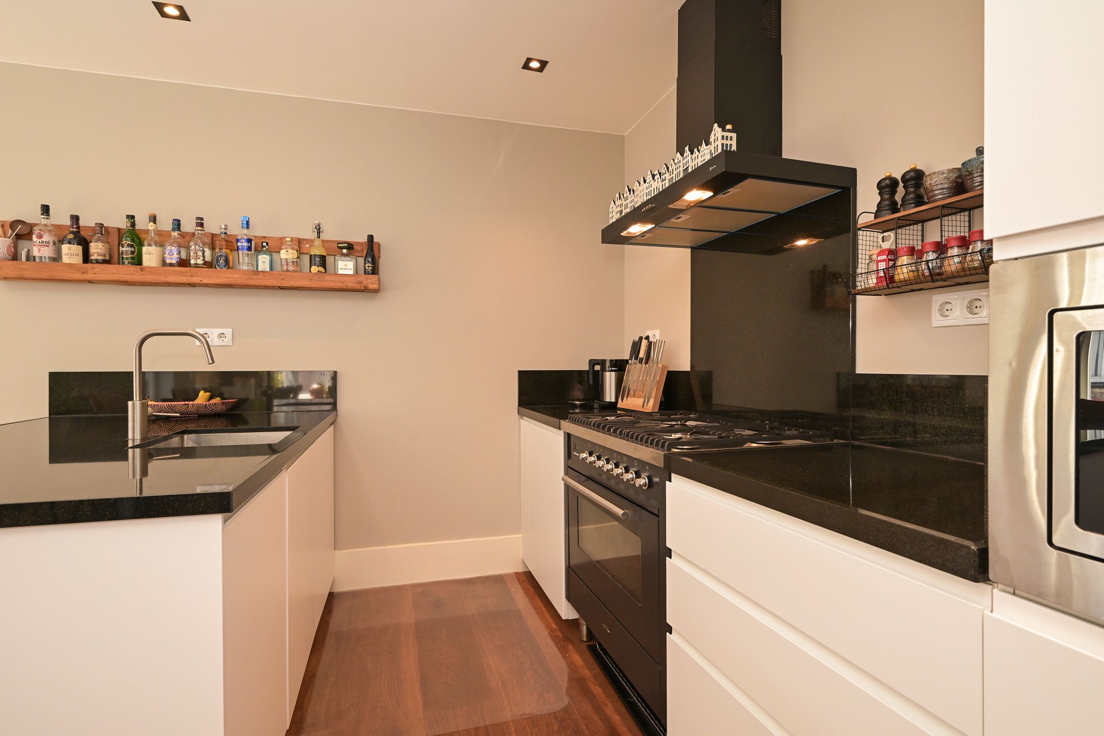 Foto 12 van Westeinde 211