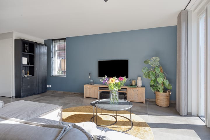 Photo 11 of Achterbolst 24