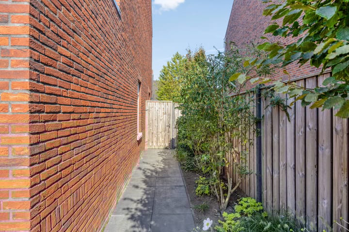 Photo 29 of Achterbolst 24