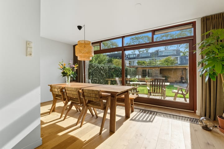 Foto 12 van Leeuweriklaan 34