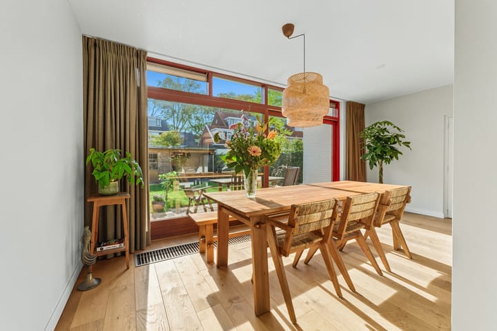 Foto 15 van Leeuweriklaan 34