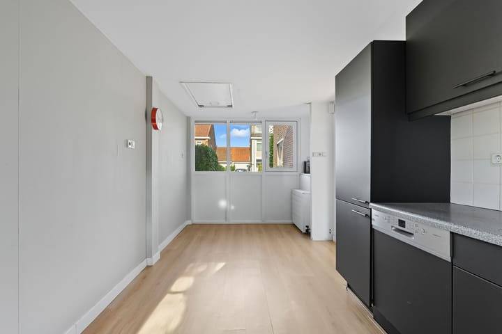 Foto 27 van Leeuweriklaan 34