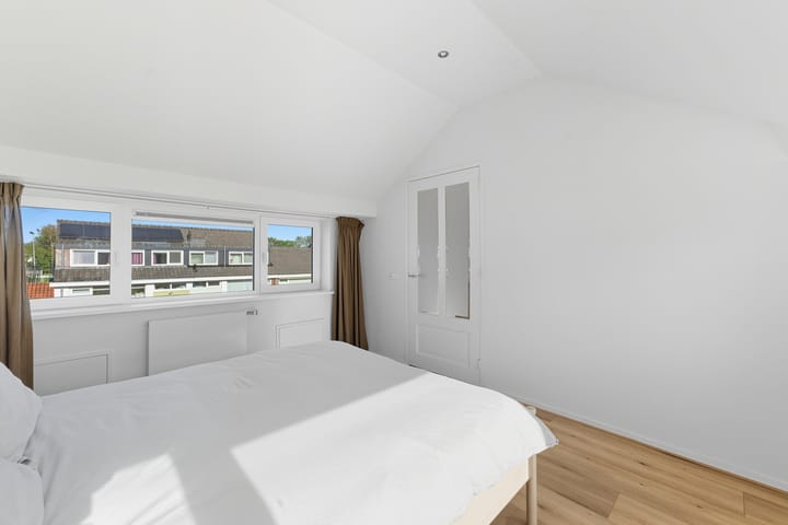 Foto 44 van Leeuweriklaan 34