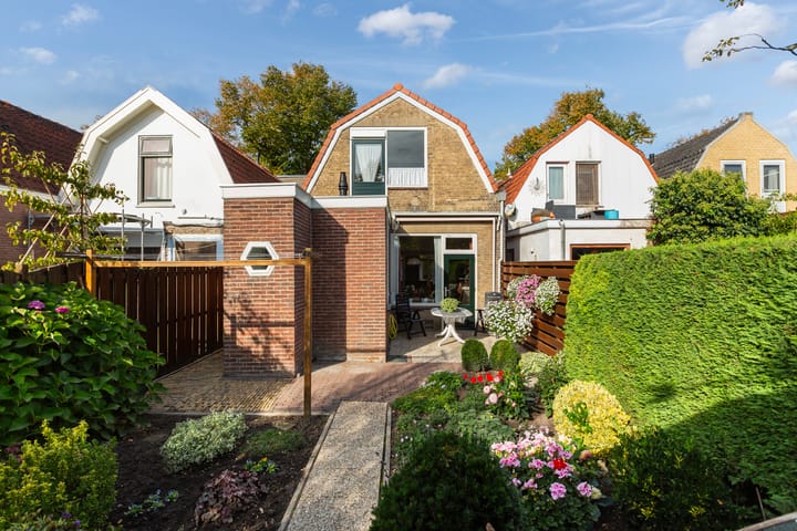 Photo 40 of Koninginneweg 55