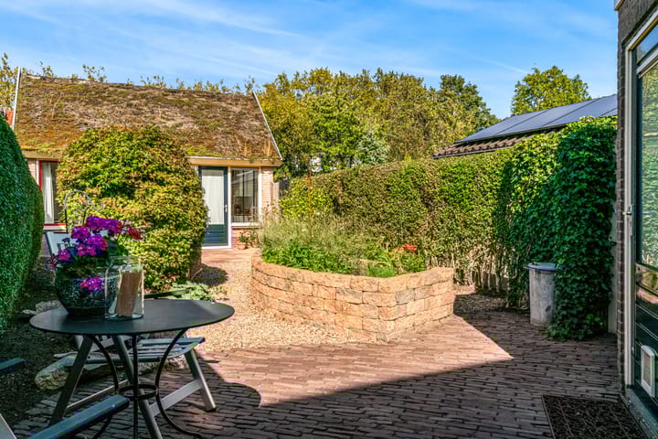 Foto 32 van Batestein 2-A