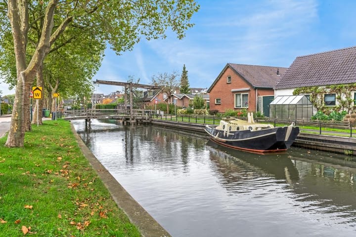 Foto 45 van Batestein 2-A