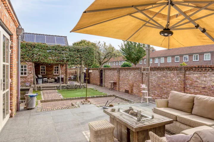 Foto 64 van Generaal Bothastraat 59