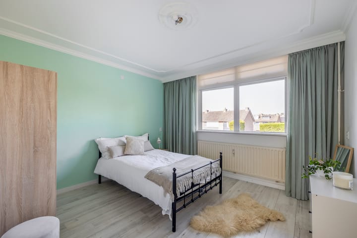 Foto 28 van Brederolaan 18