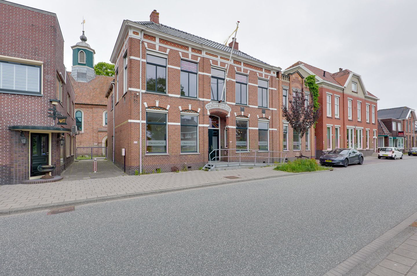 View photo 2 of Hoendiep 208