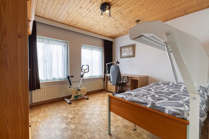 Foto 18 van Spoorstraat 47