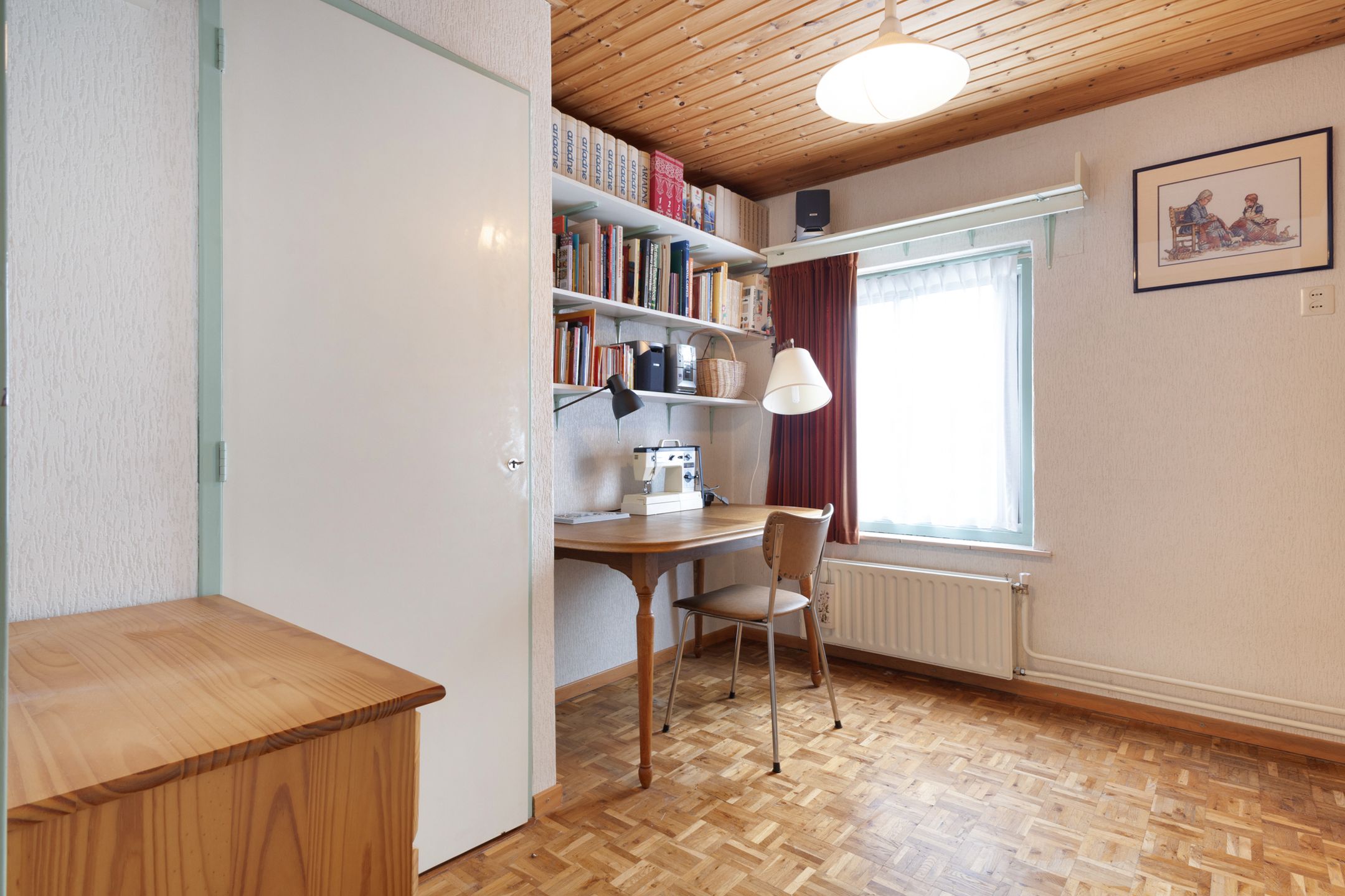 Photo 24 of Spoorstraat 47