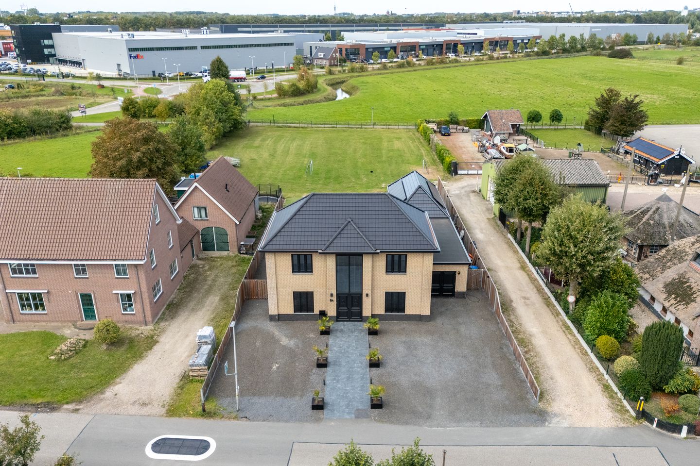 Photo 100 of Biezenweg 8-A